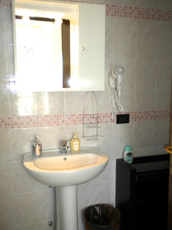 Top Suit Uno - Guest House Brugherio Kültér fotó