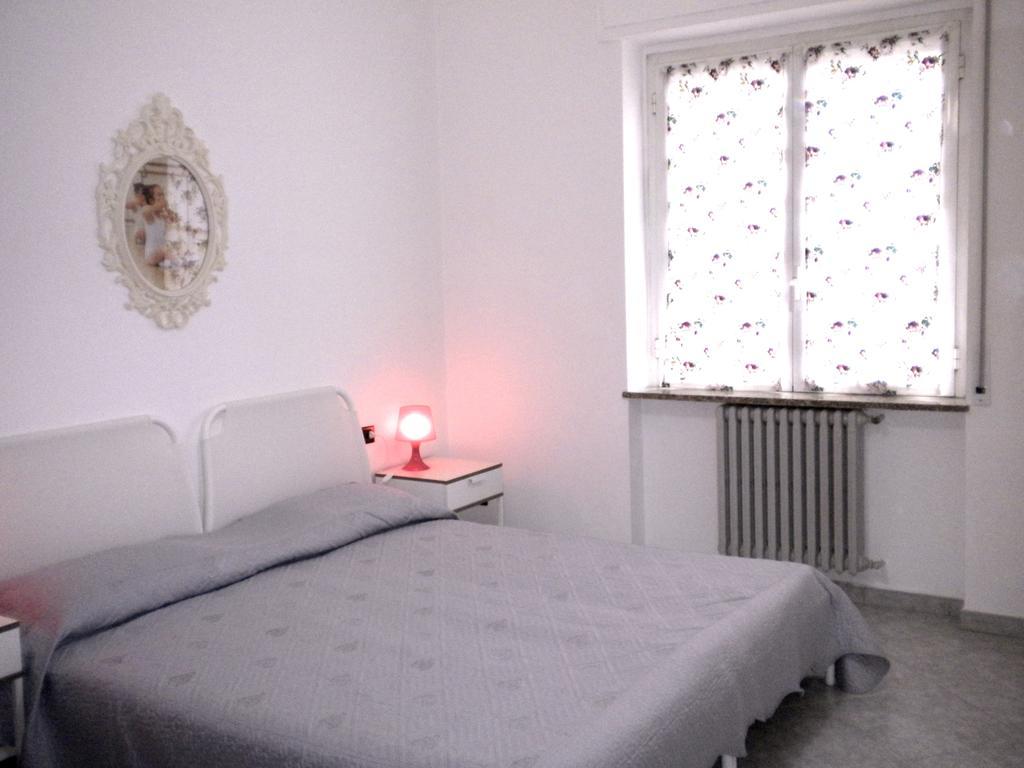 Top Suit Uno - Guest House Brugherio Szoba fotó
