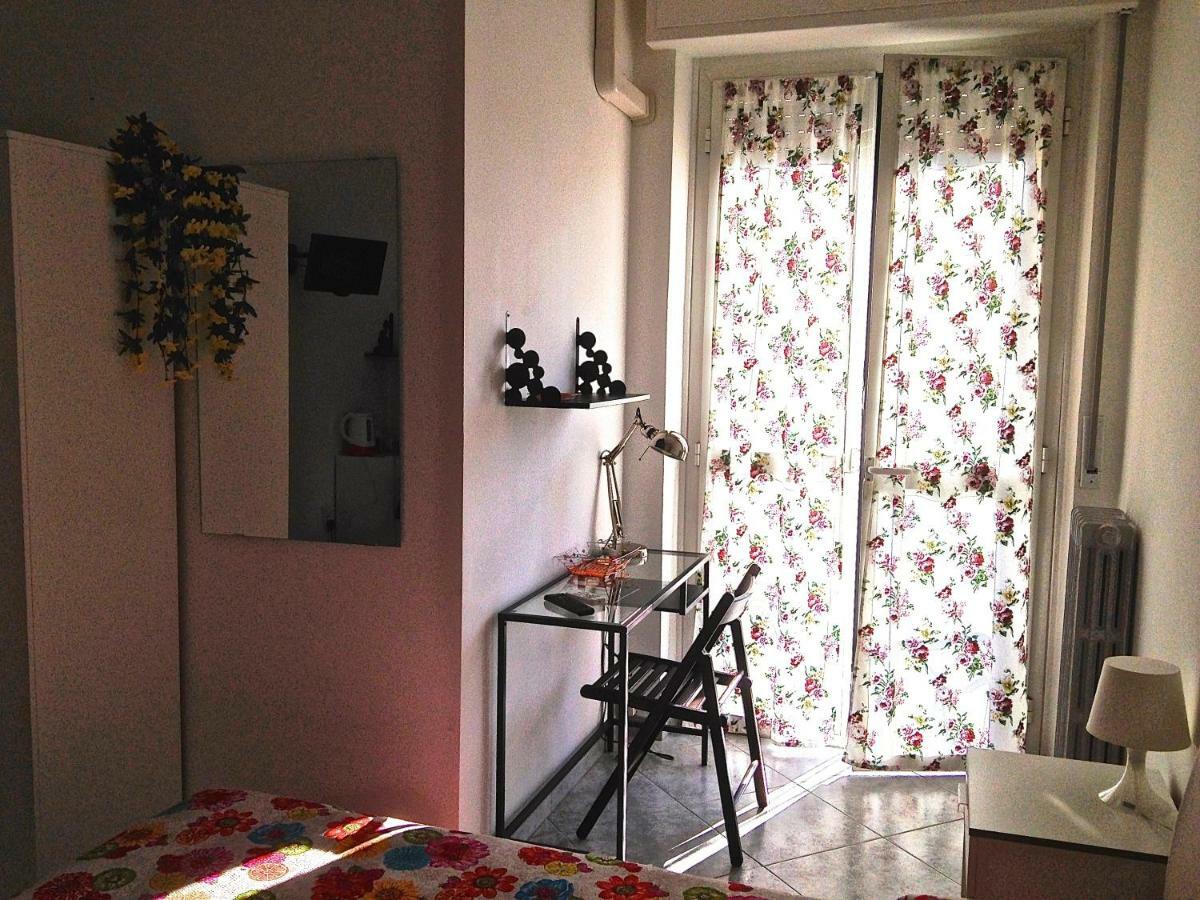 Top Suit Uno - Guest House Brugherio Szoba fotó